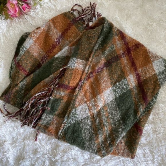 SOLD Altar'd State scarf NWT - Picture 4 of 5